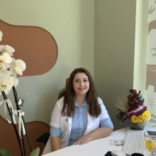 Ayşe İpek Gün Topcu