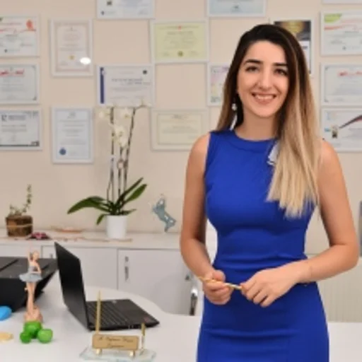 Yağmur Yaşar Uğur