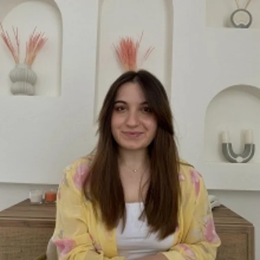 Zeynep Nuhoğlu Baştan