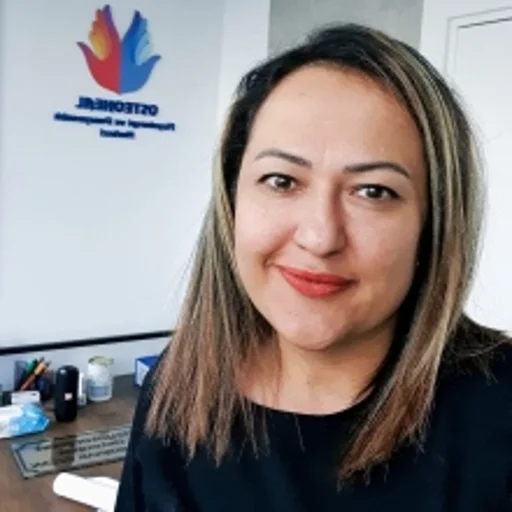 Hilal Boşnak Özcan