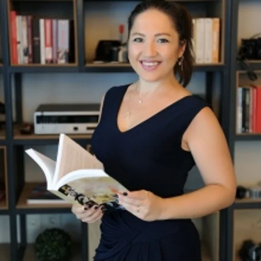 Nazende C. Öksüz Özdemir