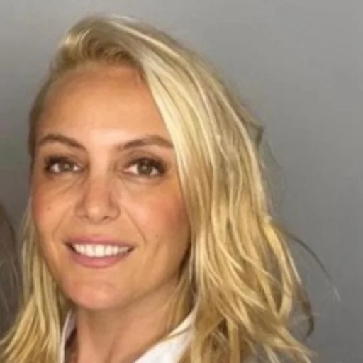 Nurcan Durmuş  Yörük