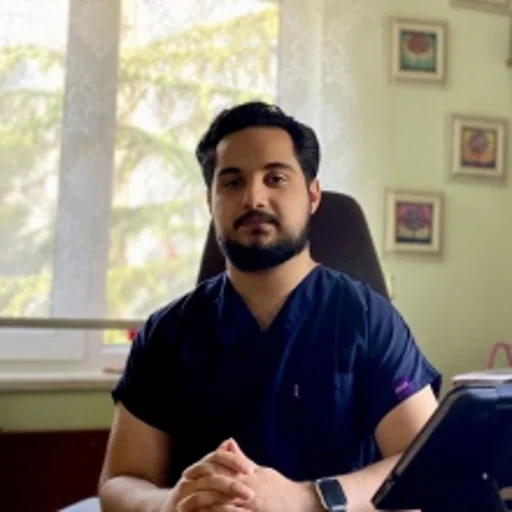 Dr. Alperen Keklikçi (Güncel Bilgisine Ulaşılamadı)