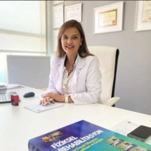 Feride Ekimler Süslü