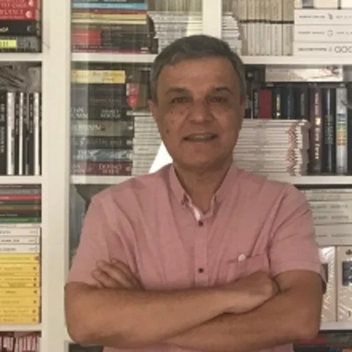 Mustafa Kaan Toksöz