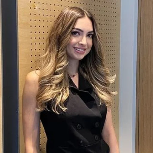 Özge Kule Karamanlı